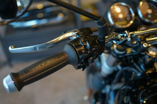 Interceptor 650 - Black Ray Negra - Financiada