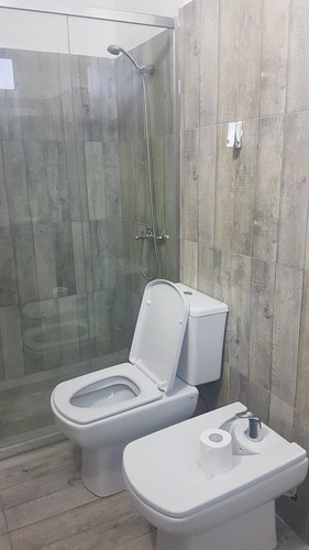 Oficina En Venta Ubicado En Banfield, Lomas De Zamora