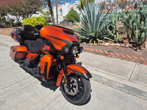 Hermosa Moto Hd, Color Naranja, Motor 114 Y Kit De Potencia