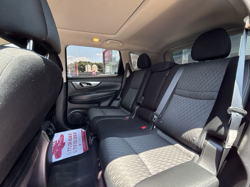 Nissan X-Trail 2.5 Advance 3 Row Cvt