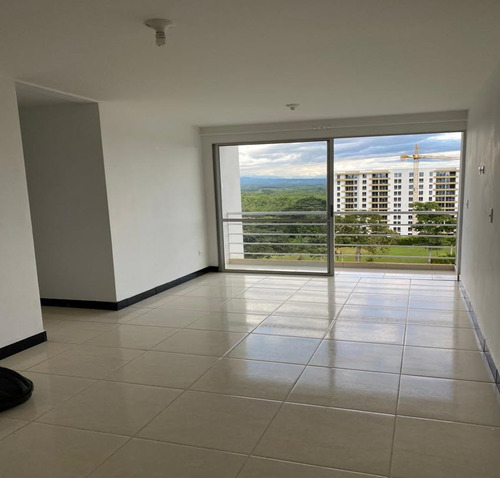 Imagen 4 de 16 de Se Vende Apartamento En Senderos Del Campo Pereira
