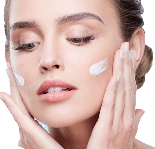 C C Cream 50ml Creme Hidratante E Iluminador Brighten
