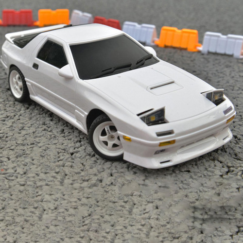 Vehículo Modelo De Alta Velocidad 1:18 Con Luces De 10 Km/h