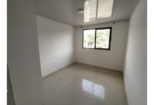 Venta De Casa Trifamiliar Y Local En La Merced, Norte De Cali 3208.