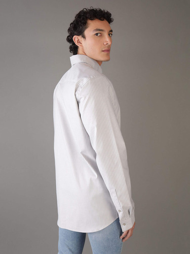 Camisa Gris Calvin Klein Con Estampado A Rayas Hombre