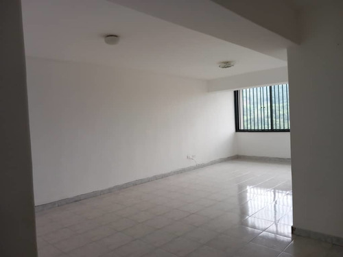 Imagen 20 de 21 de Se Alquila Apartamento En Manzanares