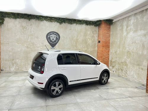 Imagem 5 de 11 de Vw/cross Up Tsi 2019/2019 Bco Manual Flex 48mkms Impecável