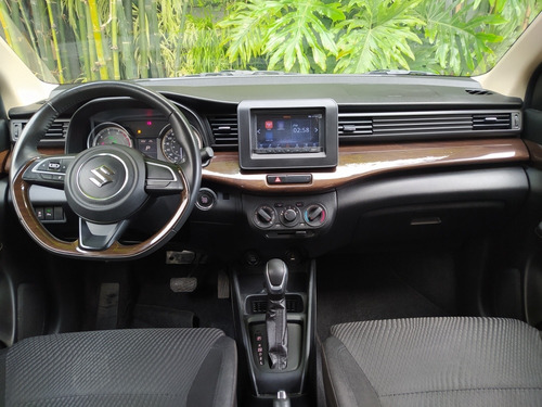 Imagen 11 de 15 de Suzuki Ertiga 2020 1.5 Glx