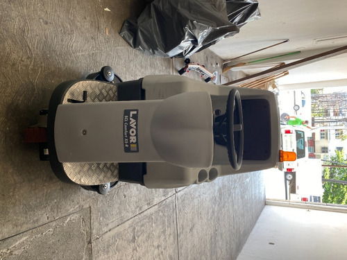 Fregadora Lavor Pro Confort Xs-r 80 Up Nueva Hombre A Bordo