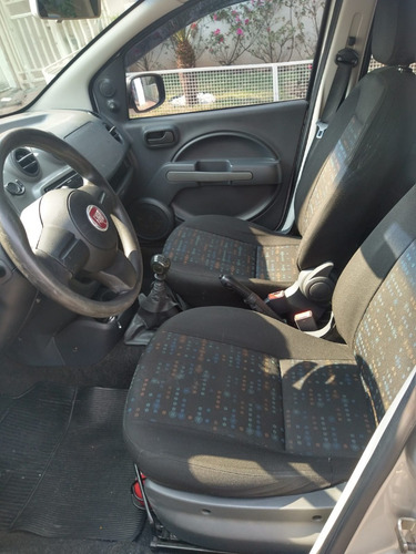Imagem 12 de 13 de Fiat Uno Vivace Celebration 1.0 Evo Fire Flex 8v 4p Manual