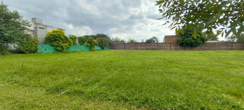 Terreno En Venta En Yerba Buena , 741m2 En Quinta Azucena.