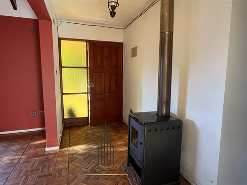 Casa En Venta De 4 Dorm. En Villa Alemana Norte
