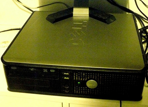Imagem 2 de 2 de Computador Dell Optiplex 330 Proc. E2160 Ram2gb Hd160gb Win7