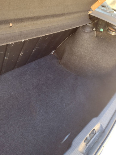 Imagem 10 de 15 de Volkswagen Gol 2002 1.0 16v Power 5p