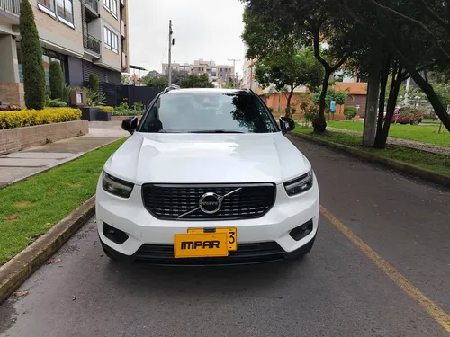 Volvo XC40 2.0 T5 Awd R-design