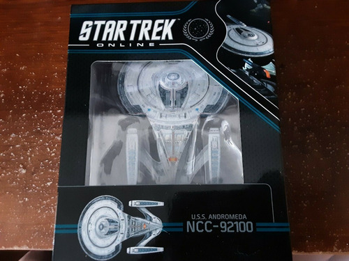 Imagem 2 de 6 de Uss Andromeda Ncc-92100 Star Trek - Eaglemoss - Frete Grátis