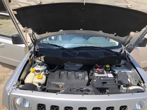 Patriot Jeep 2013 (72,000 Km)