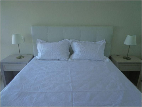 Apartamento En Venta De 2 Dormitorios En Playa Mansa
