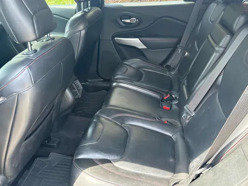 Jeep Cherokee 3.3l Trailhawk At