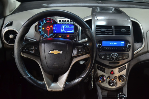 Imagen 13 de 14 de Chevrolet Sonic 1.6 Ltz Mt 2012