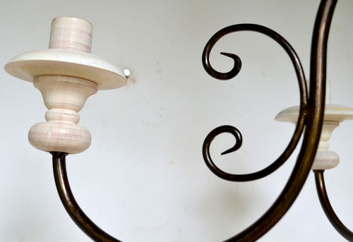 Imagem 2 de 4 de Lustre Torneado 6 Lâmpadas