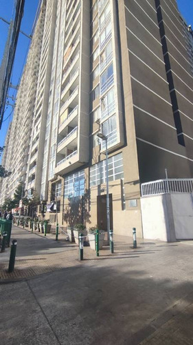 Imagen 3 de 13 de Metro San Alberto Hurtado
