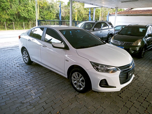 Chevrolet Onix SEDAN Plus LT 1.0 12V Flex 4p Mec.