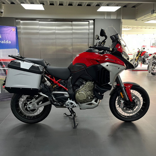 Ducati Multistrada V4 Rally 2024 / Agencia Ducati Esmeralda