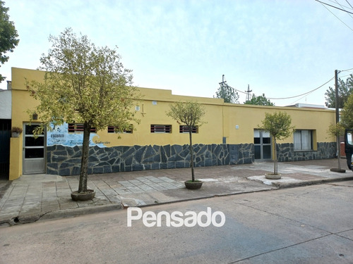 En Venta Complejo Natatorio, Salon De Fiesta Tapalque