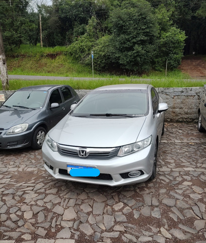 Honda Civic 1.8 Lxs Flex Aut. 4p