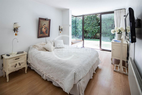 Lindo E Impecable Dpto Con Jardin Y Piscina Propia
