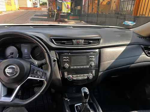 Nissan X-Trail 2.5 Advance 2 Row Cvt