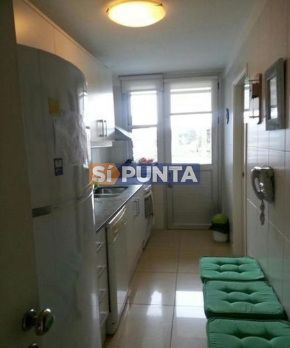 Imagen 6 de 8 de Apartamento En Playa Brava
