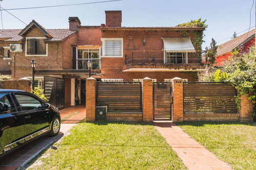 Imagen 3 de 30 de Venta Casa Fisherton Tres Dormitorios