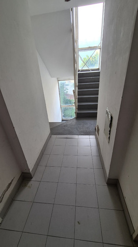 Departamento En Venta Centrico Muy Amplio San Martin