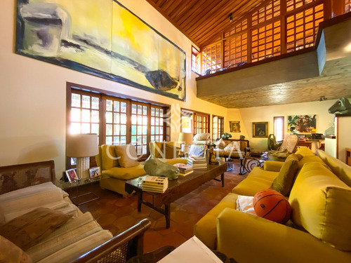 Imagem 5 de 29 de Alphaville 01 | Casa Estilo Fazenda | Enorme Quintal Gramado | Estilo Rústico - Cnc1285