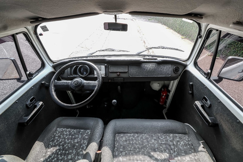 Imagem 7 de 13 de Vw Kombi