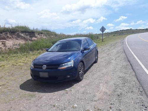 Volkswagen Vento 2.5 Luxury 170cv Tiptronic 2011