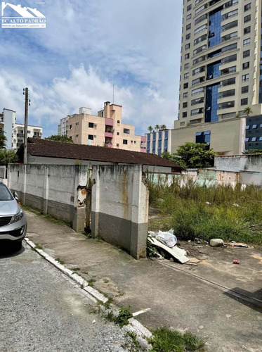 Imagem 4 de 7 de Terreno À Venda - Centro, Balneário Camboriú/sc - 469