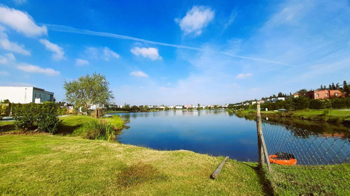 Imagen 10 de 30 de Lote A La Laguna En Venta, Barrio La Comarca, Tigre
