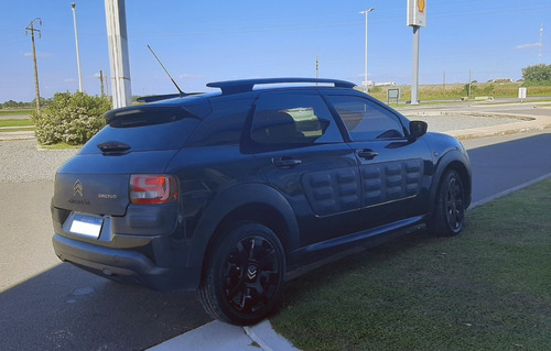 Imagen 3 de 8 de Citroen C4 Cactus Shine Pure Tec 1.2 2018 62.000km