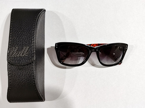 Lentes De Sol Vulk Little Doll Acetato Clásica Único Liso Negro Y Rojo Negro Negro Negro (Usado)
