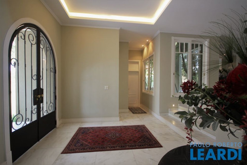 Casa Em Condomínio - Tamboré - Sp - 517012