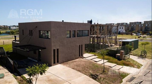 Imagen 2 de 12 de Casa A Estrenar En Barrio Los Castaños Nordelta