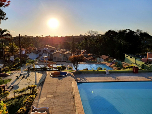 Chalé - Condomínio Recanto Dos Laranjais Em Limeira - Sp