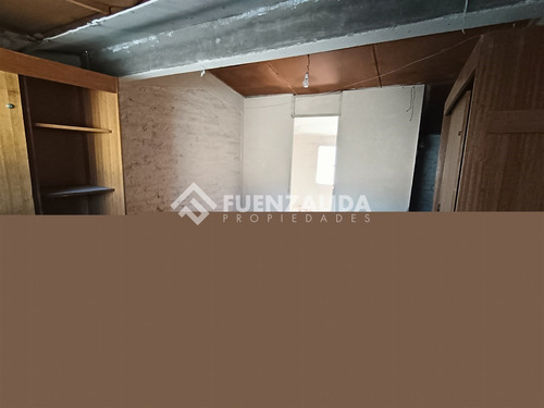Casa En Venta De 2 Dorm. En Maipú