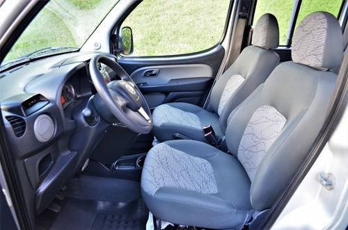 Fiat Doblo Essence 1.8 7l
