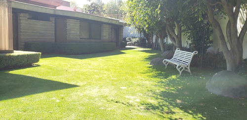 En Exclusiva!! Excelente Casa A La Venta De Un Solo Nivel !