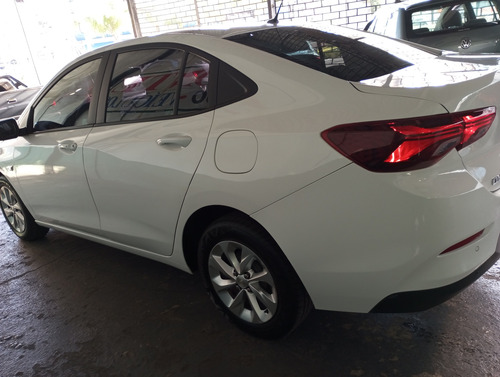 Chevrolet Onix plus 1.0 Ltz Turbo 4p
