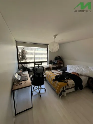 Departamento En Arriendo De 2 Dorm. En Las Condes